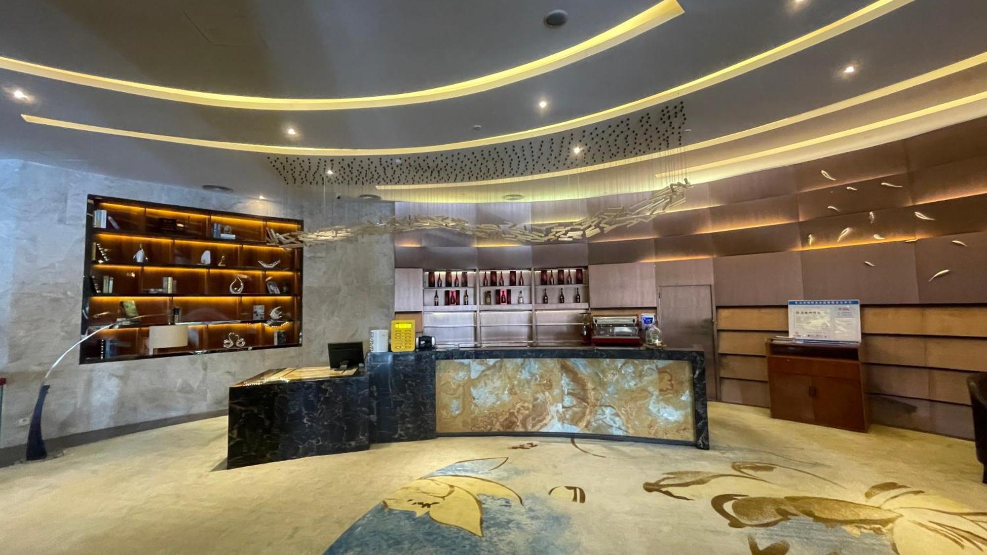 Ramada Foshan Hotel Exterior foto