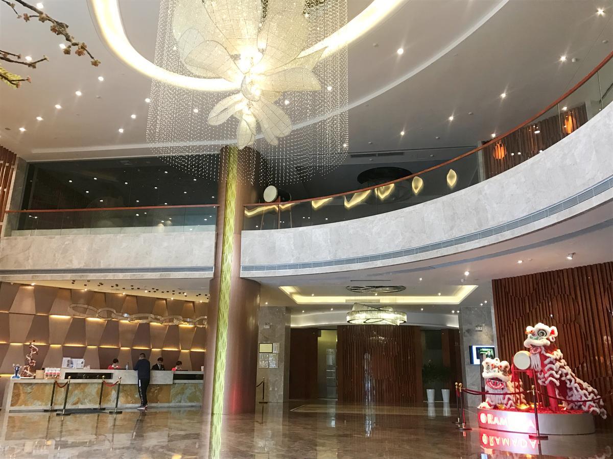 Ramada Foshan Hotel Exterior foto